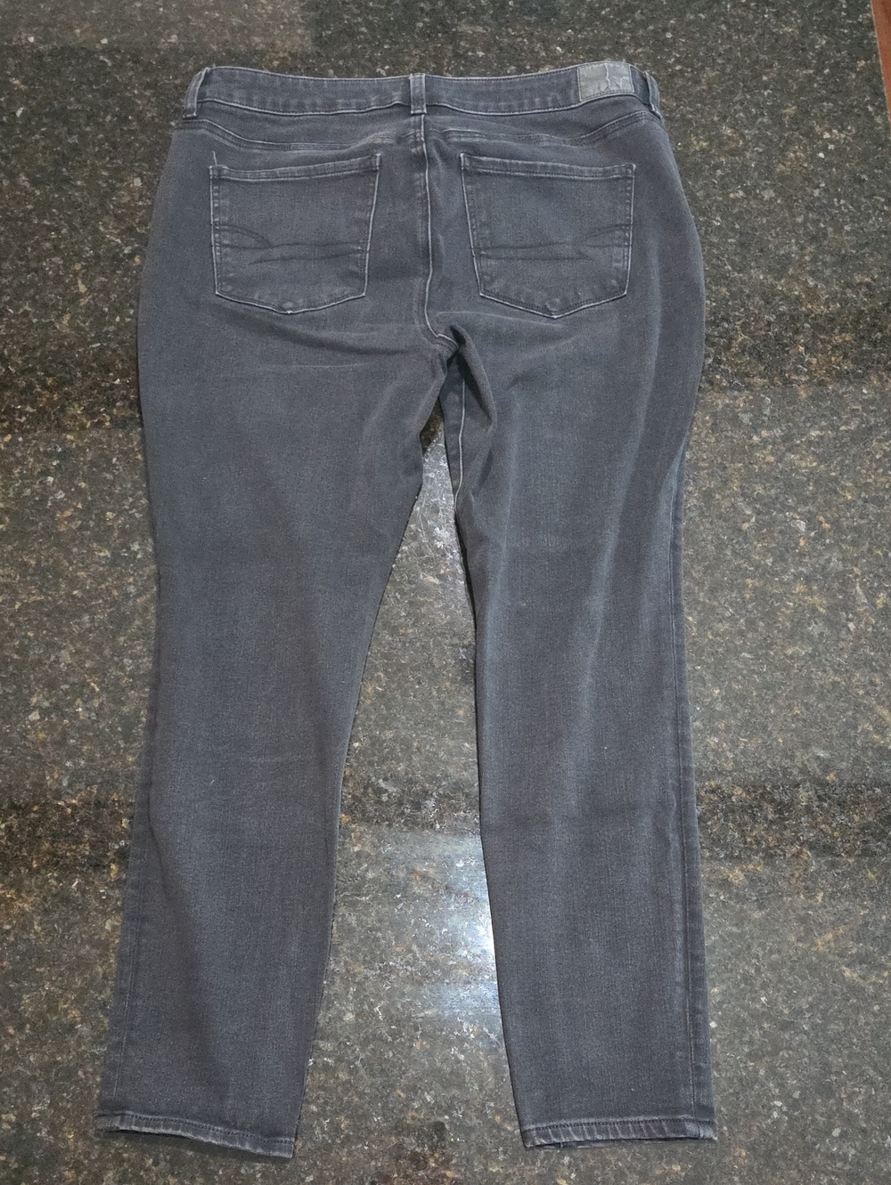 AE Women's Black Stretch Jeans